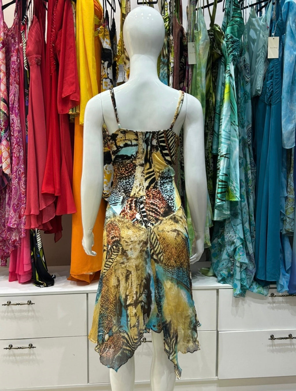 The Blue Safari Vintage Dress – caramel animal print dress with blue accents back