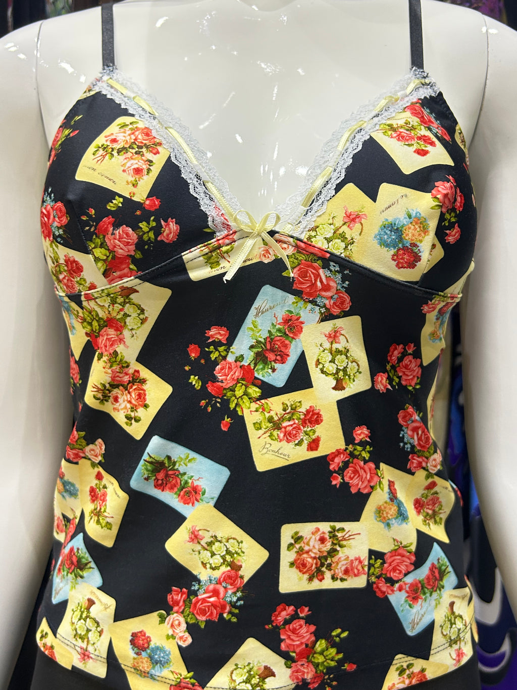 Bonheur Postcard Cami