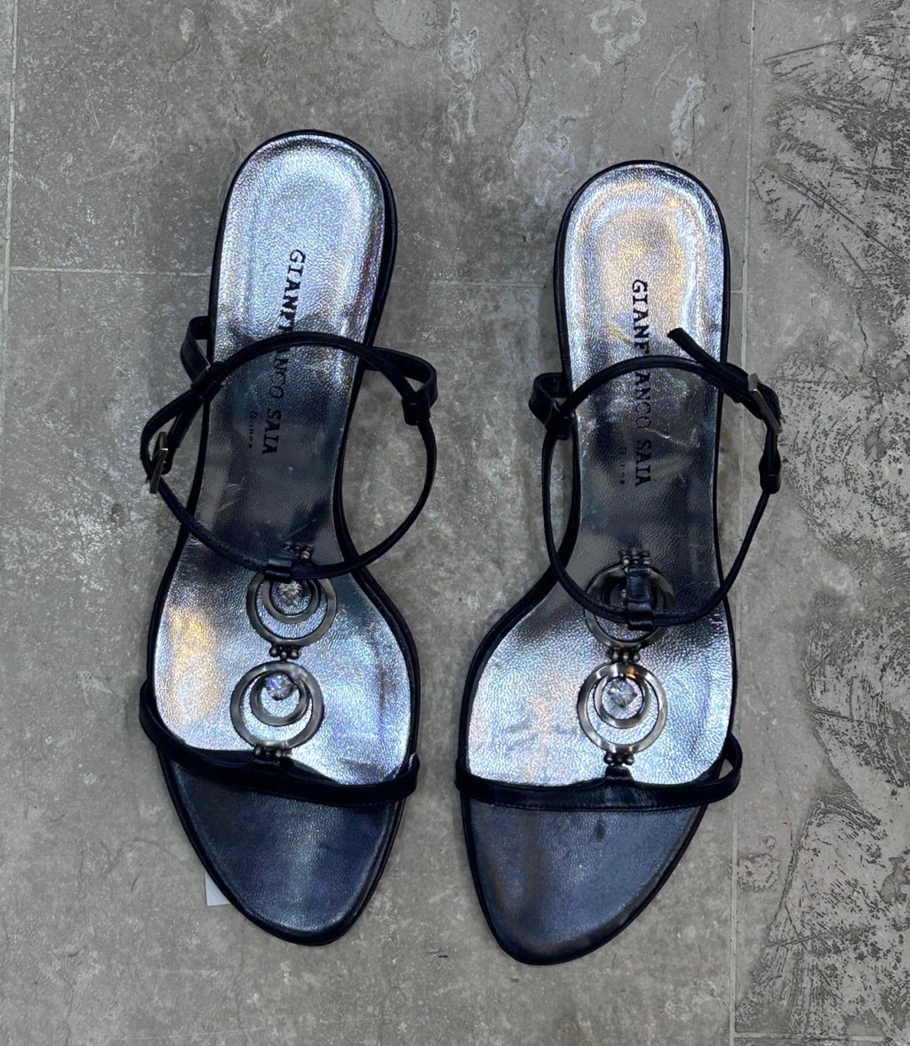 The Lunar Eclipse Vintage Heels