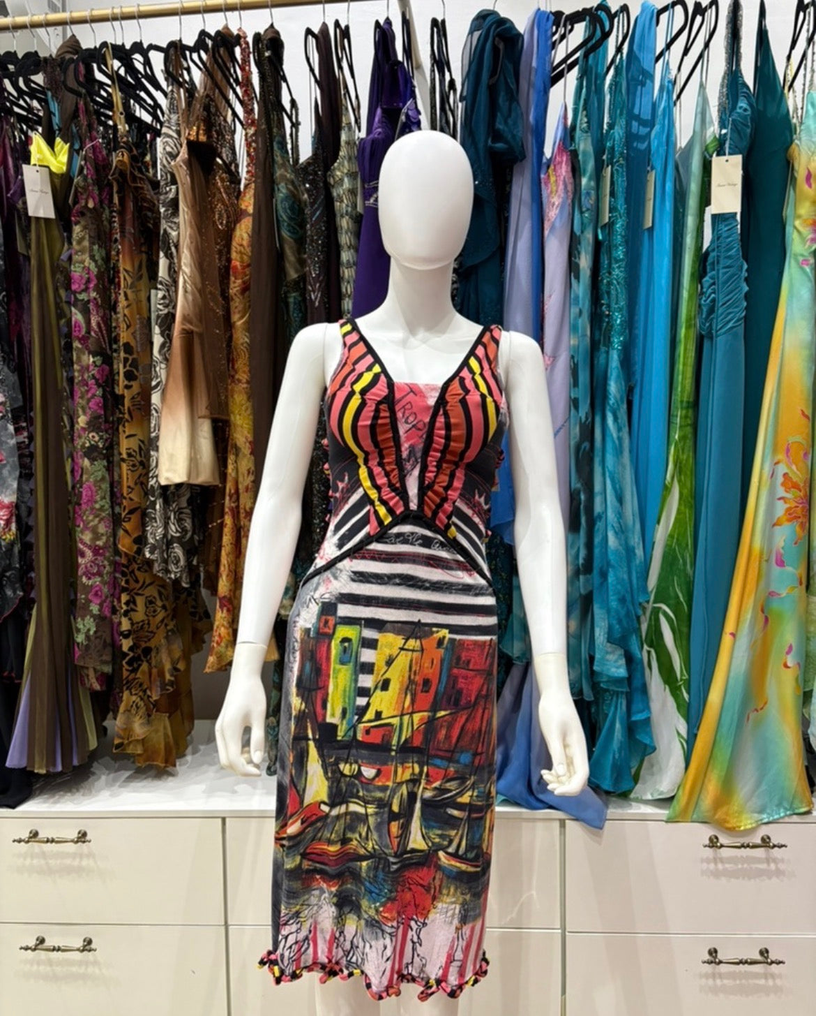 Save the Queen Original Vintage Dresfronts