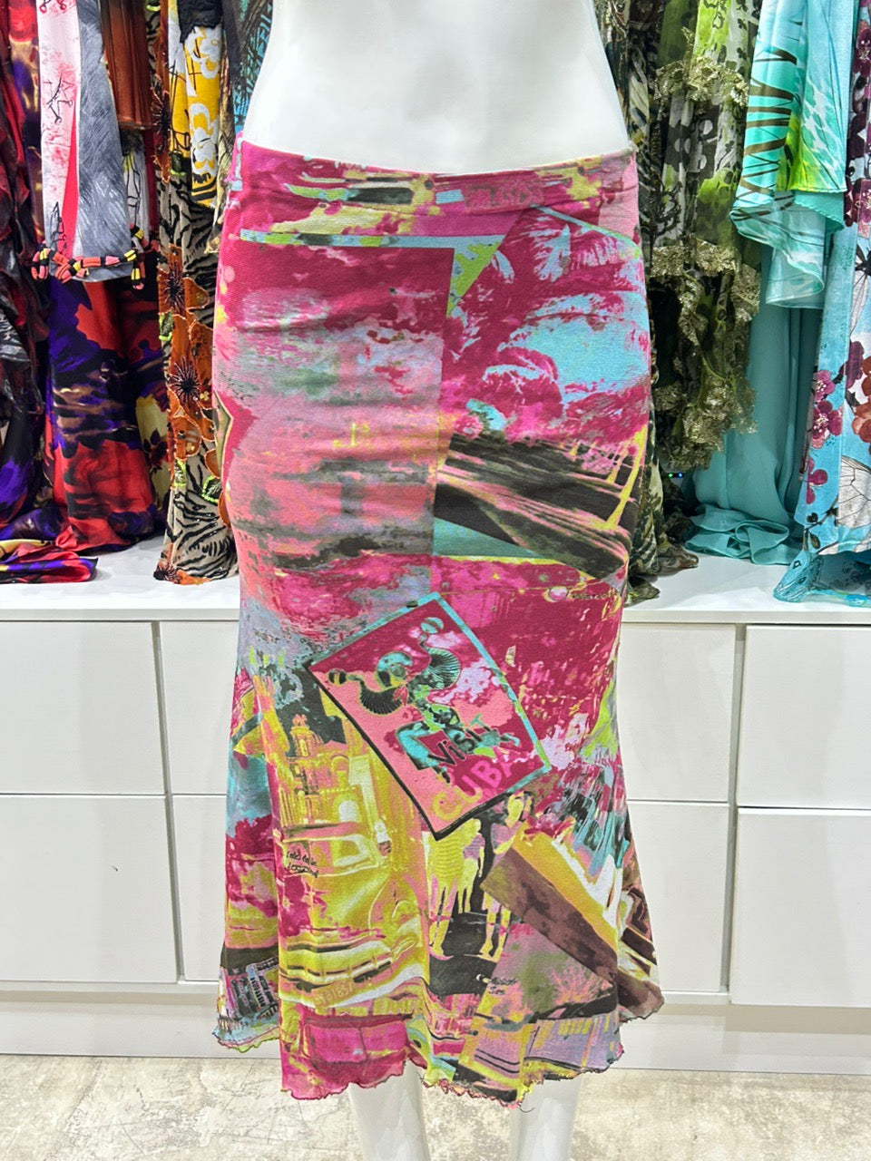 The Pink Print Vintage Skirt – pink abstract print midi skirt